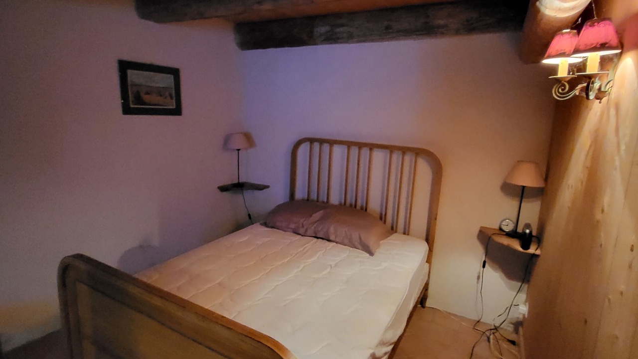 Photo of Bedroom in Tours-sur-Meymont