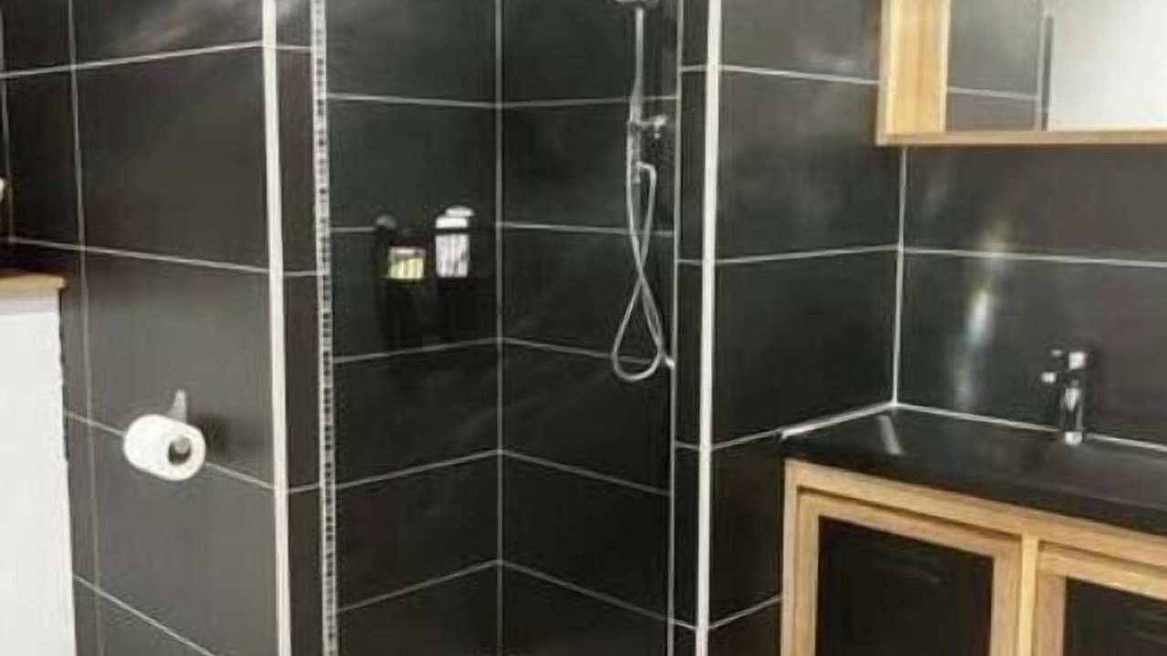 Photo of Bathroom in Meuilley