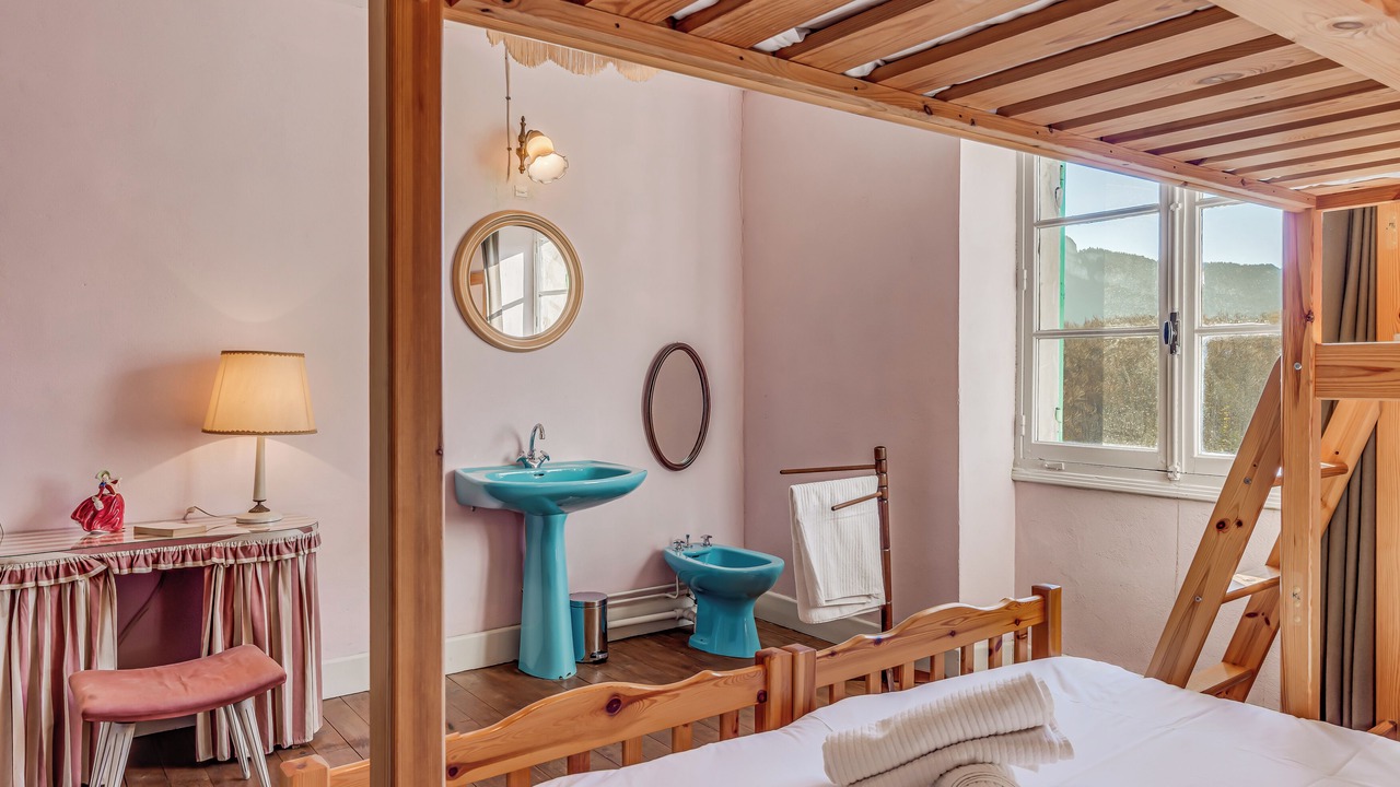 Photo of Bedroom in Rencurel