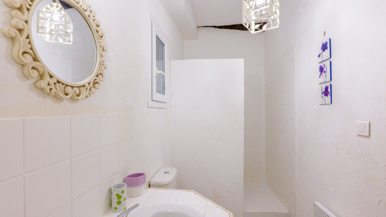 Photo of Bathroom in Gras