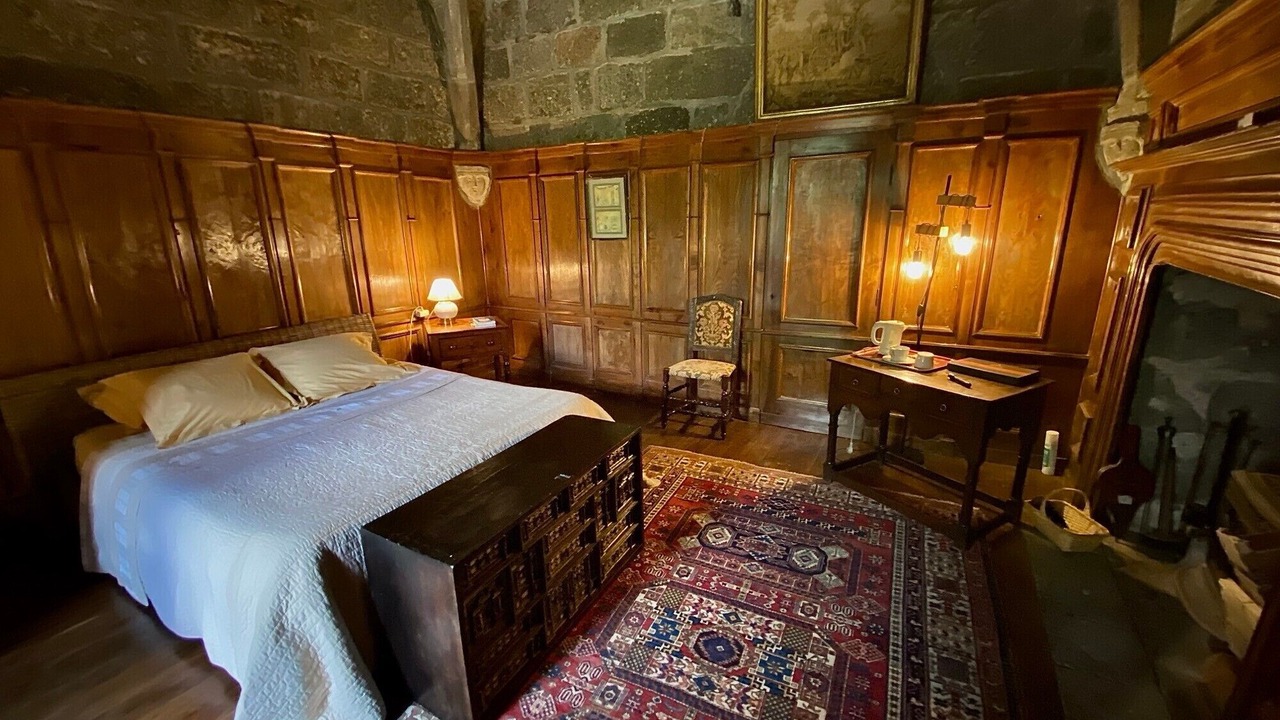 Photo of Bedroom in Saint-Martin-sous-Vigouroux
