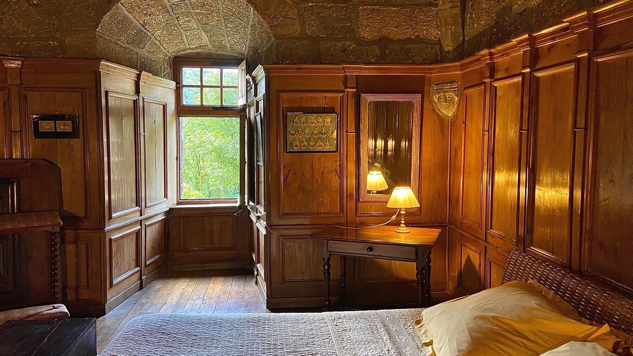 Photo of Bedroom in Saint-Martin-sous-Vigouroux