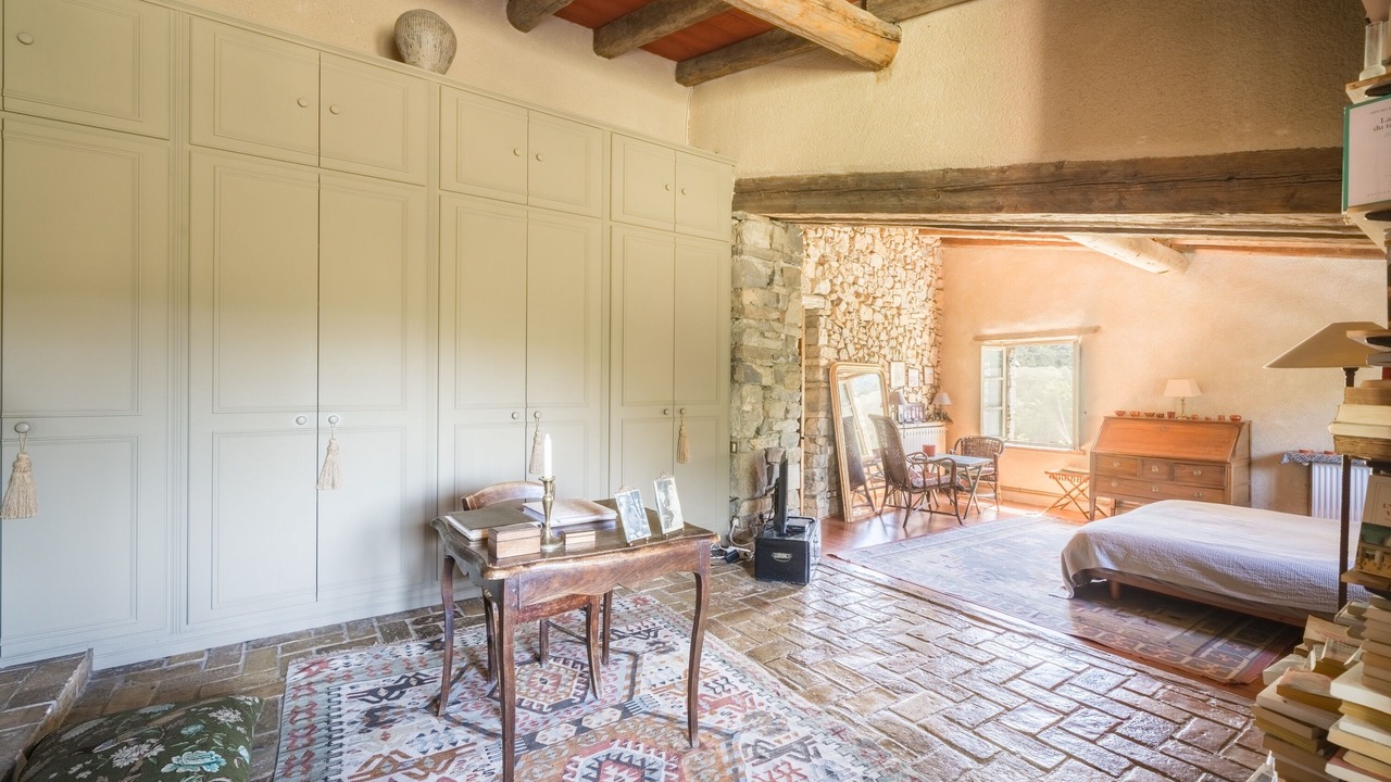 Photo of Bedroom in Suze