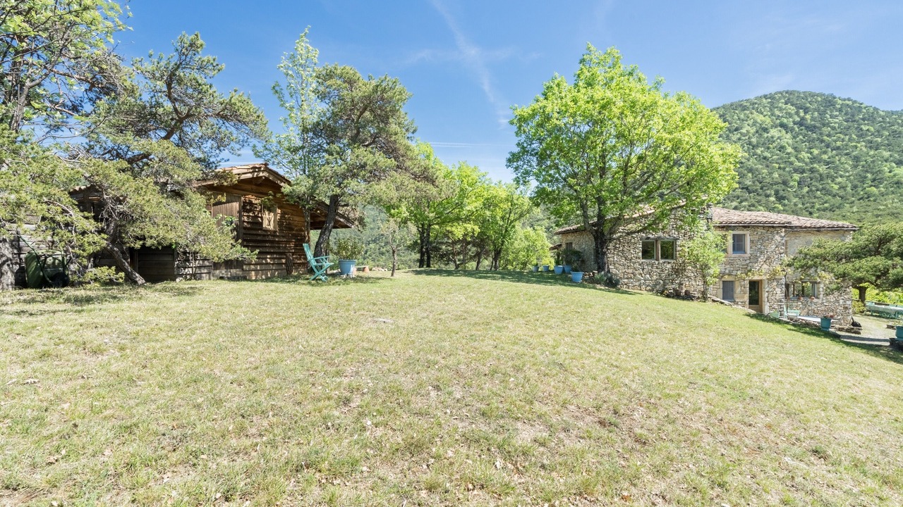 Photo of Outdoor in Suze