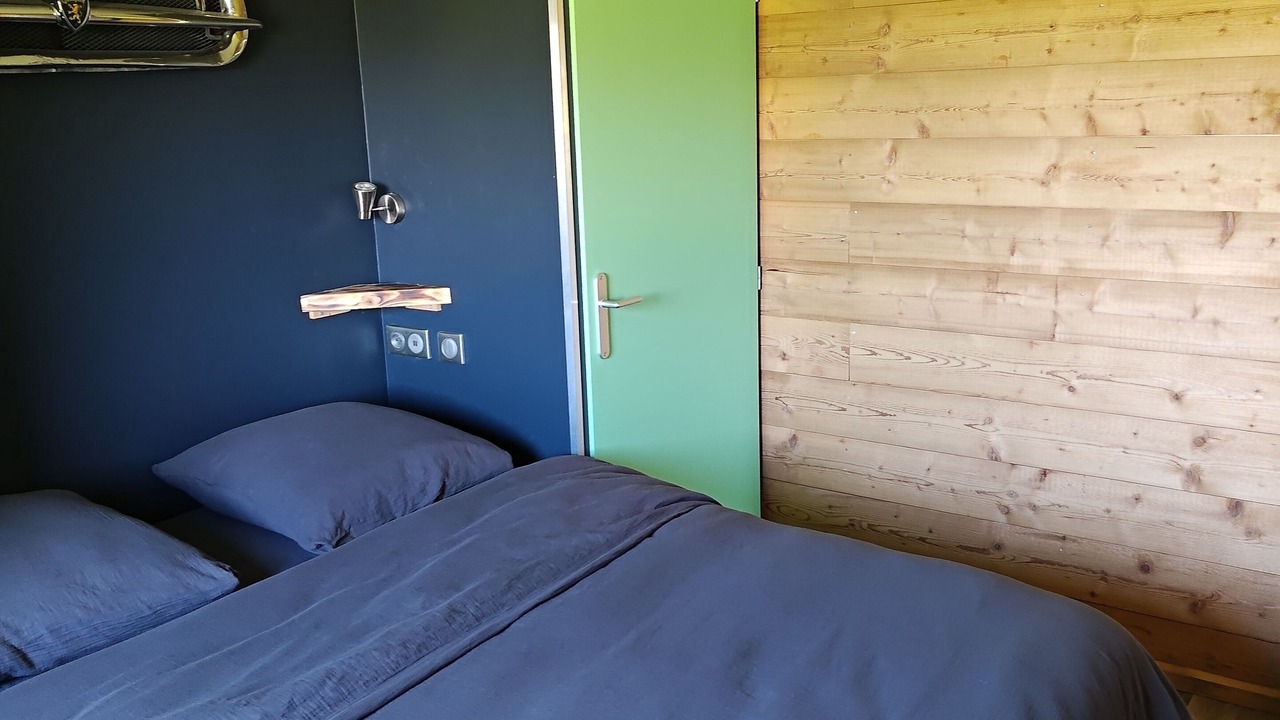 Photo of Bedroom in Charmes