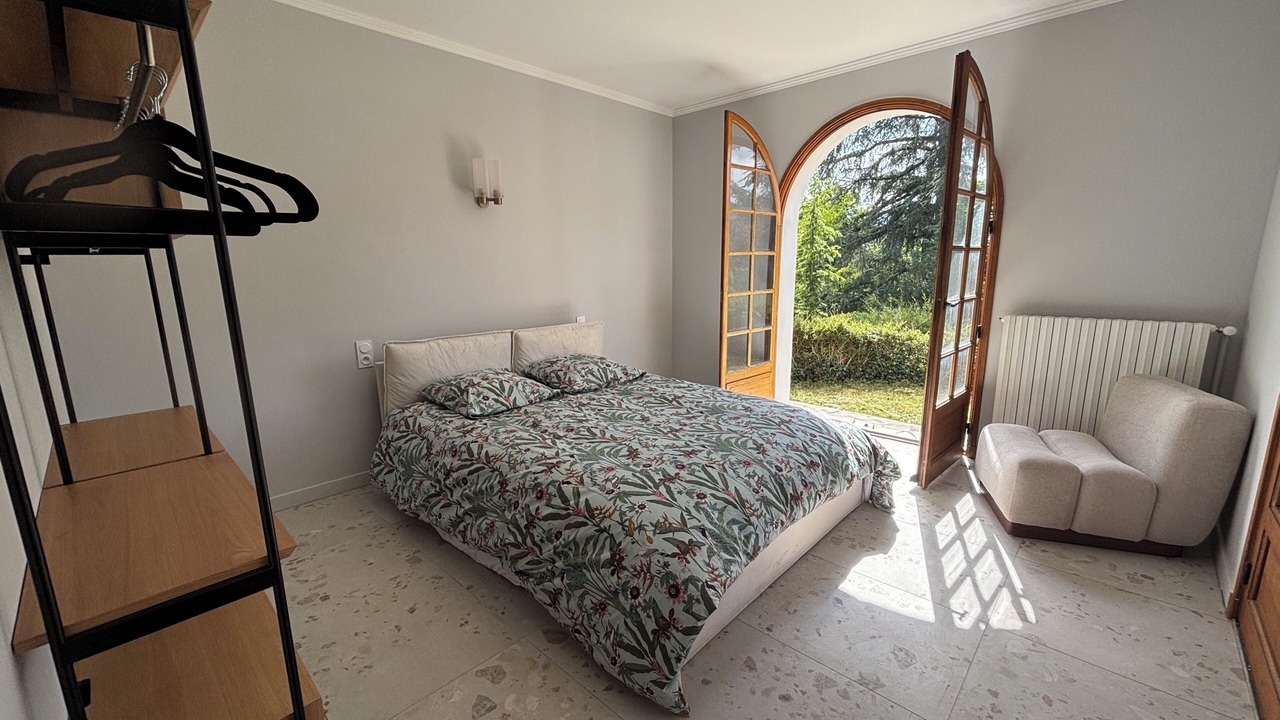Photo of Bedroom in Annonay
