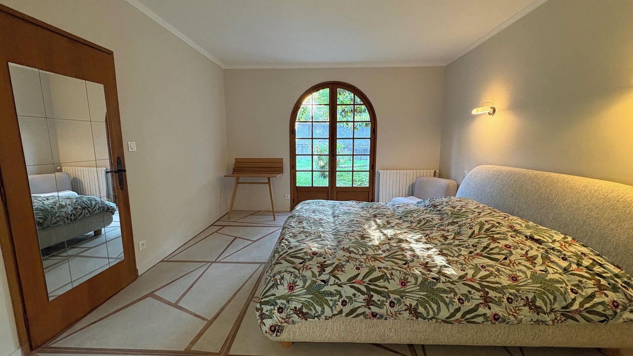 Photo of Bedroom in Annonay