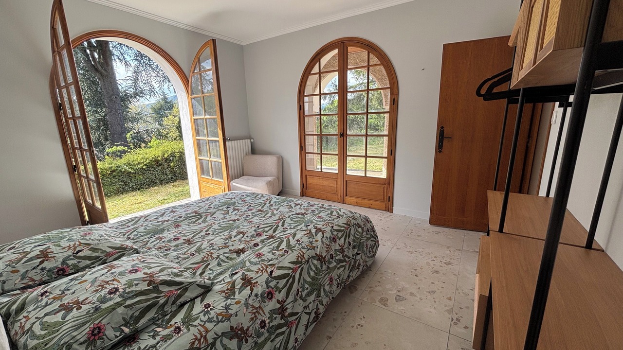 Photo of Bedroom in Annonay