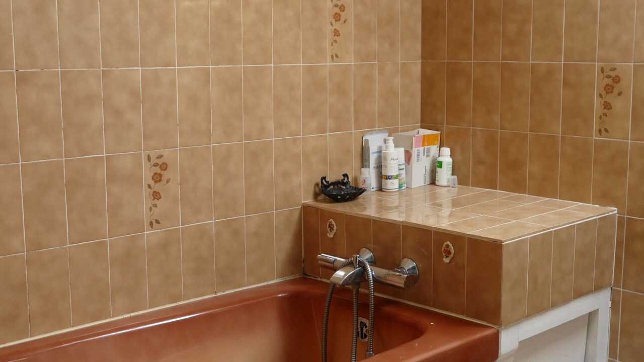 Photo of Bathroom in Loddes