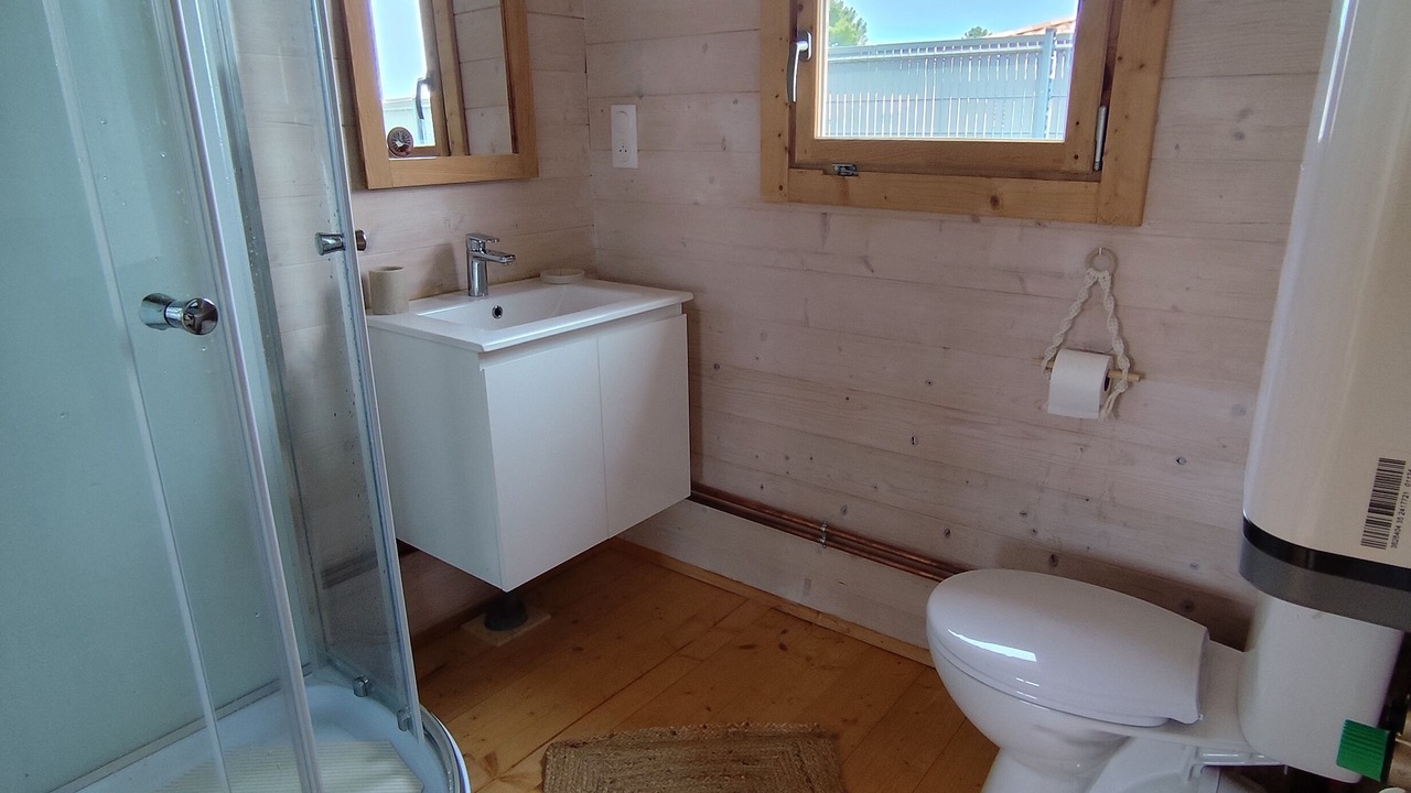 Photo of Bathroom in Largentiere