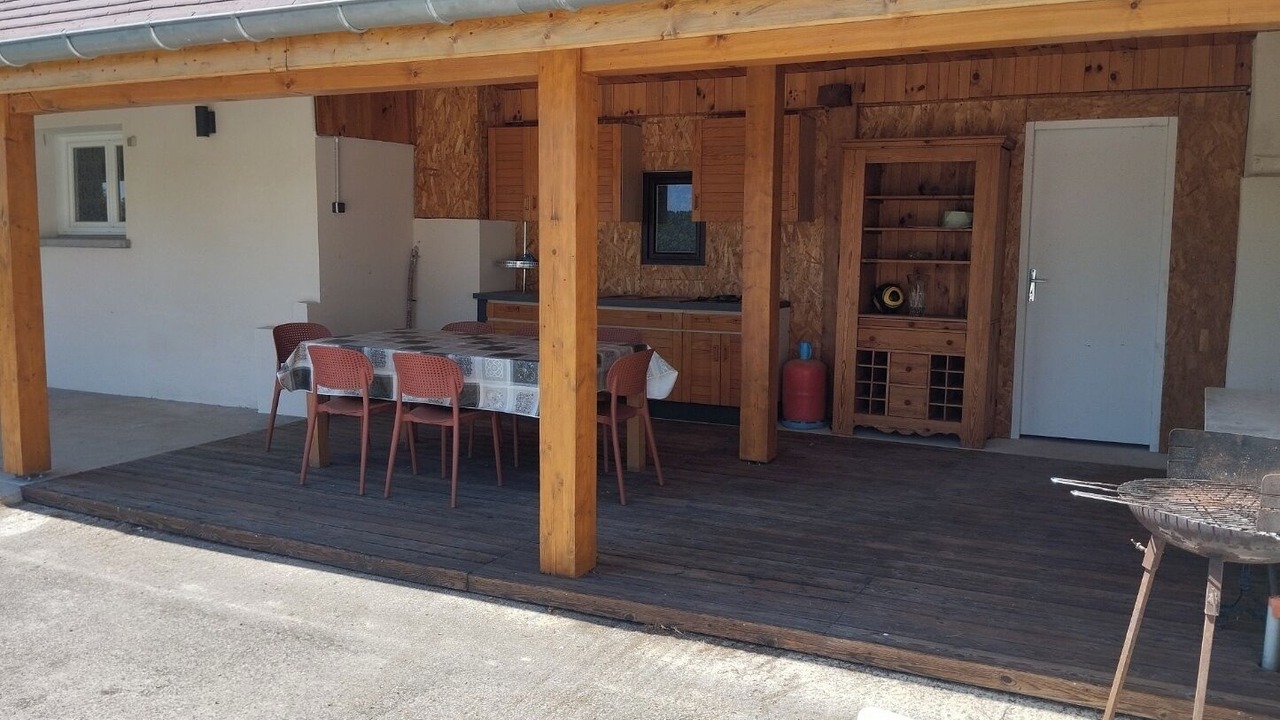 Photo of Outdoor in Commenailles