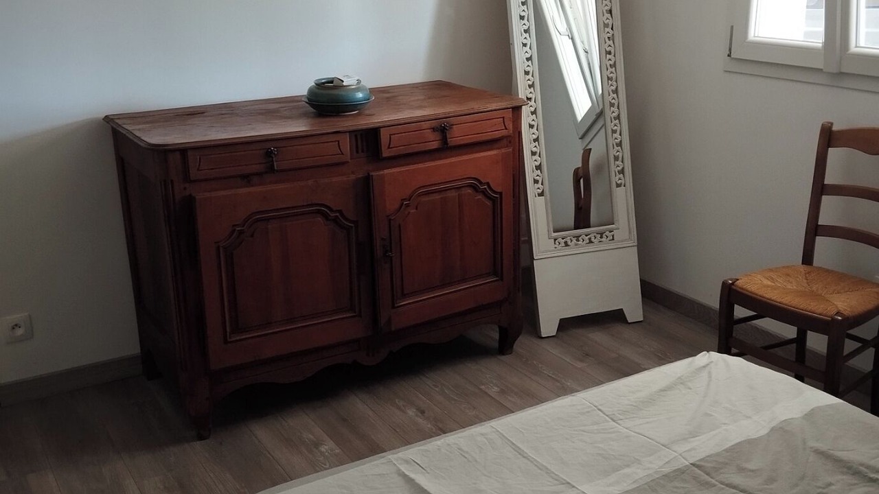 Photo of Bedroom in Commenailles