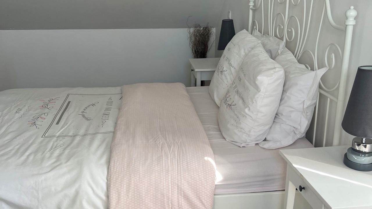 Photo of Bedroom in Montlay-en-Auxois