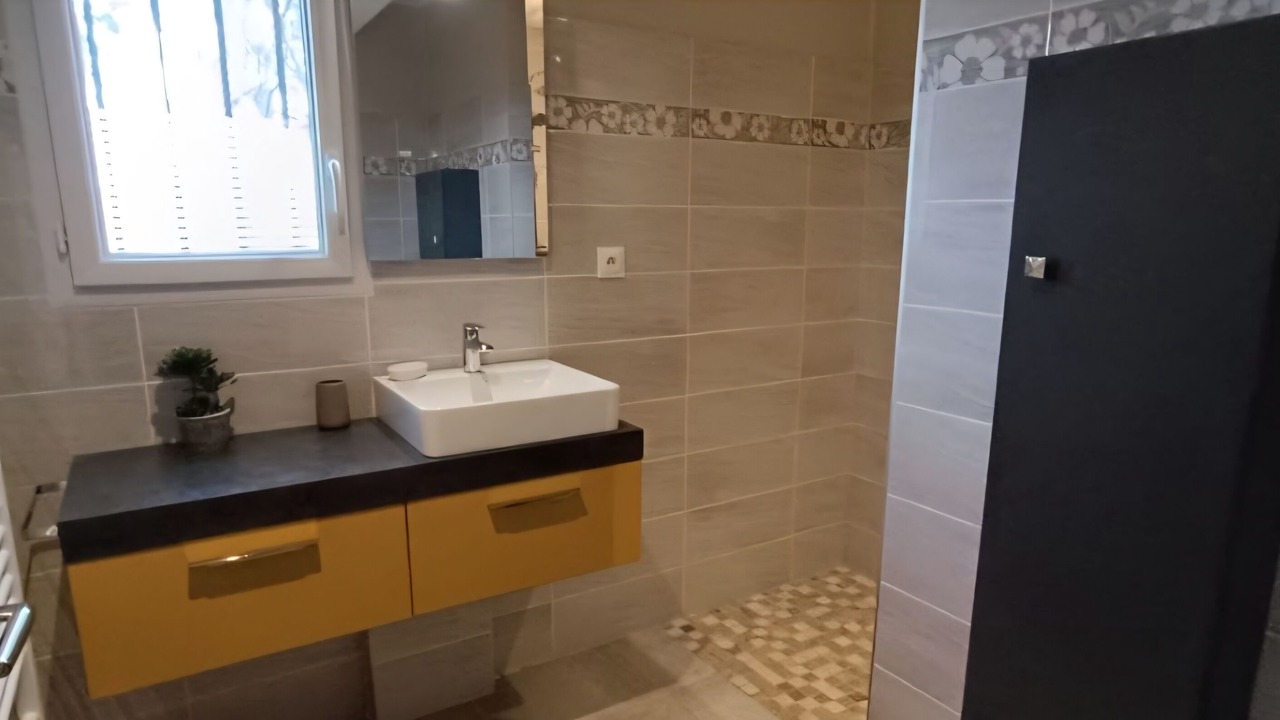 Photo of Bathroom in Chantemerle-les-Grignan