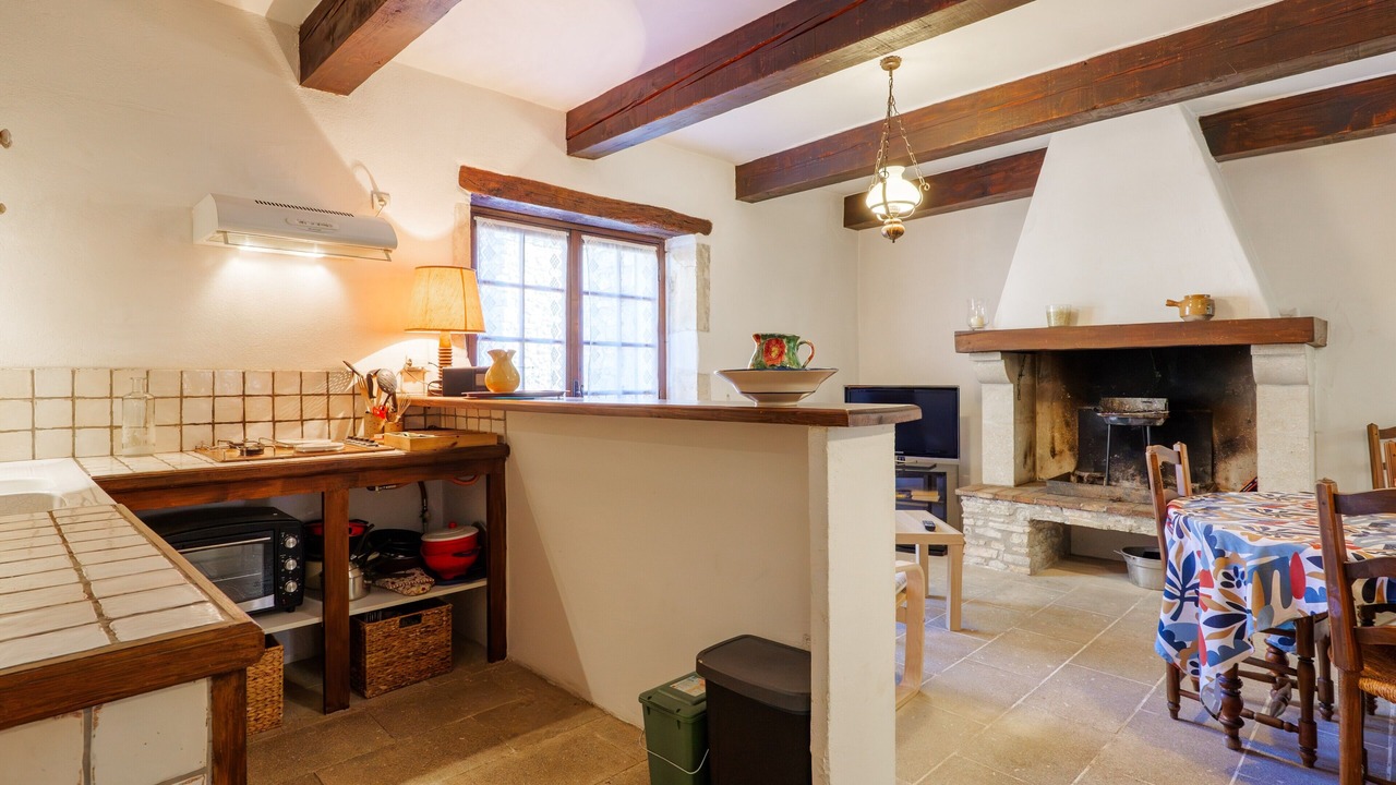 Photo of Kitchen in Aigueze