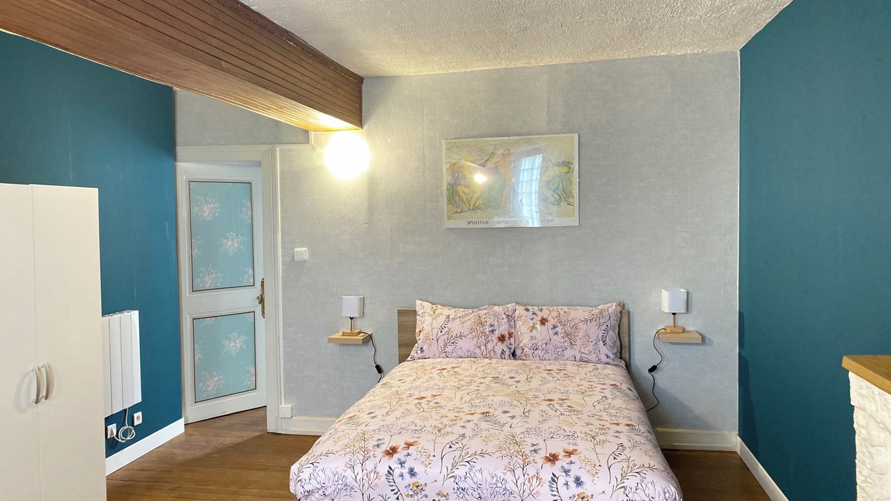 Photo of Bedroom in Sermizelles