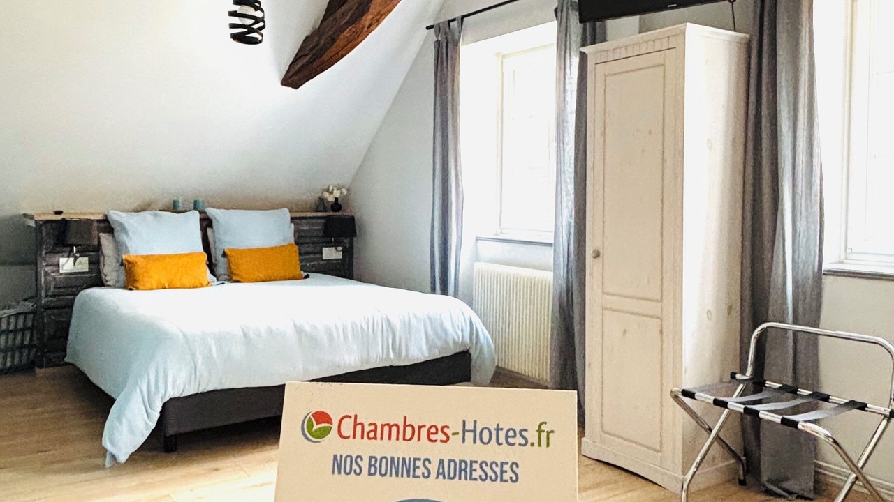 Photo of Bedroom in Gilly-les-Citeaux