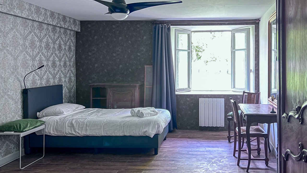 Photo of Bedroom in Magny-les-Jussey