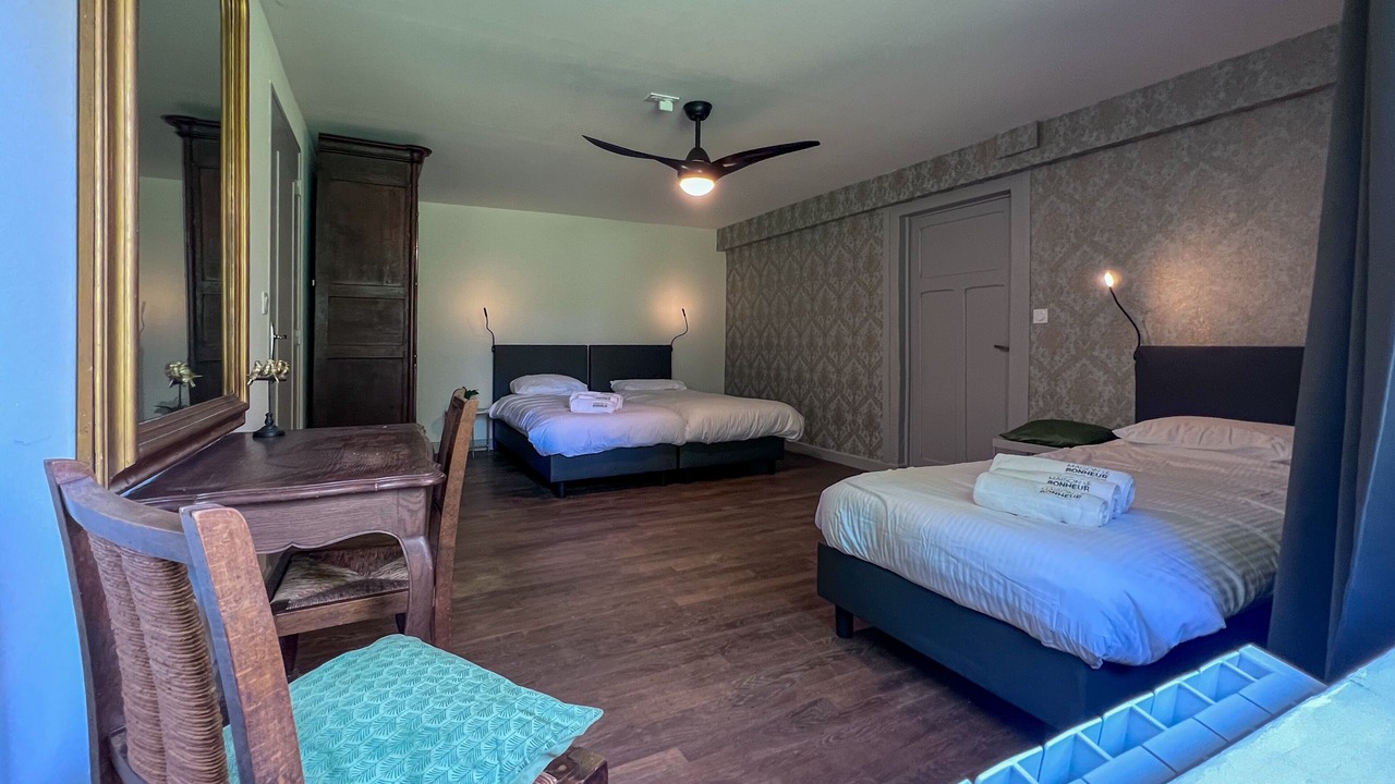 Photo of Bedroom in Magny-les-Jussey