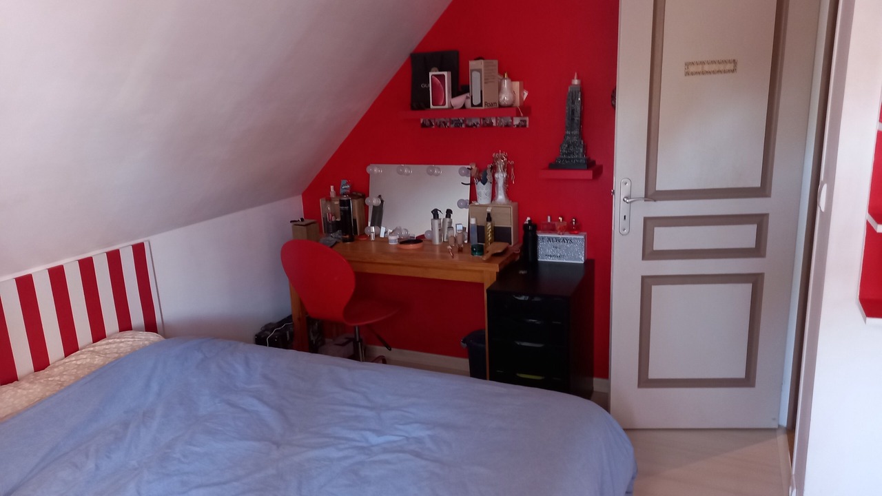 Photo of Bedroom in Saint-Pourcain-sur-Sioule