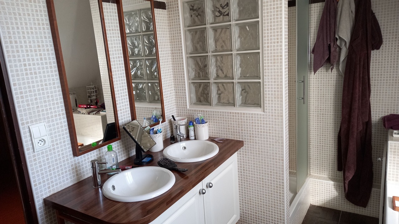 Photo of Bathroom in Saint-Pourcain-sur-Sioule