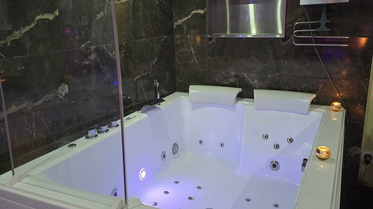 Photo of Bathroom in Fenay