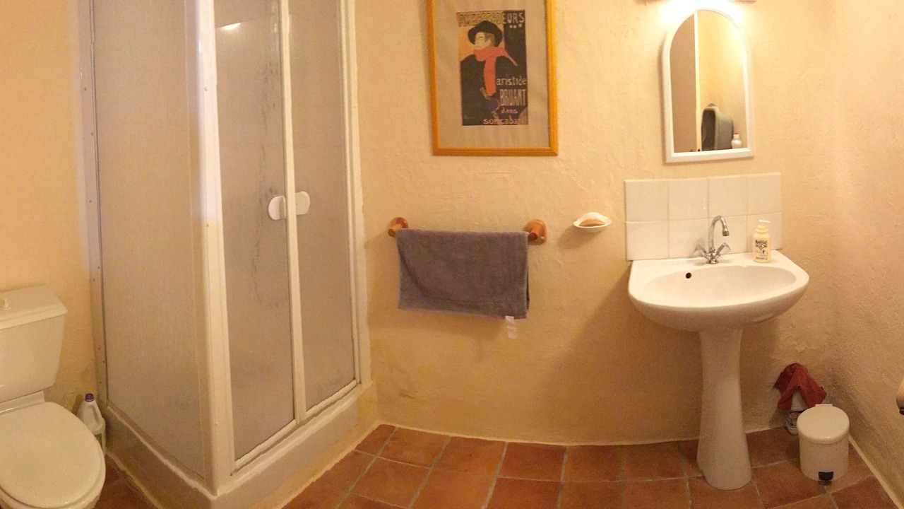 Photo of Bathroom in Rasteau