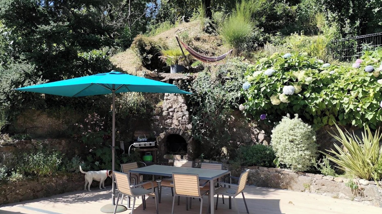 Photo of Outdoor in Labastide-sur-Besorgues