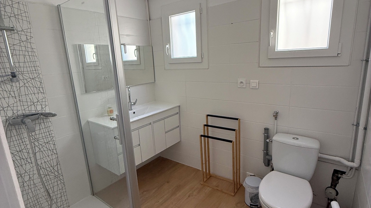 Photo of Bathroom in Saint-Martin-d'Ardeche