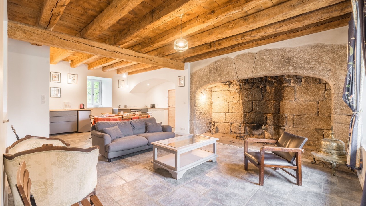 Photo of Livingroom in Prinsuejols