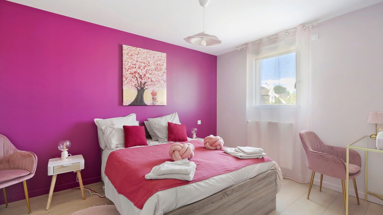 Photo of Bedroom in Carquefou