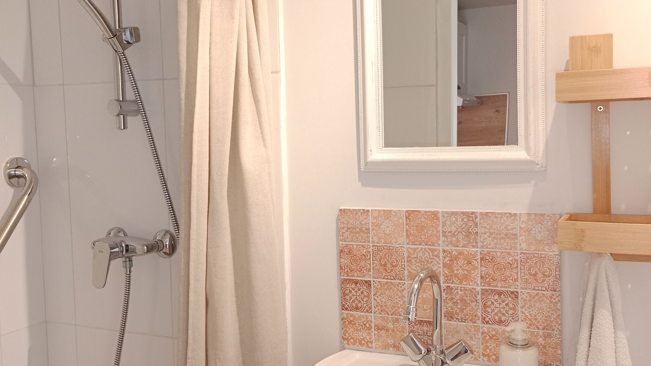 Photo of Bathroom in Saint-Ythaire