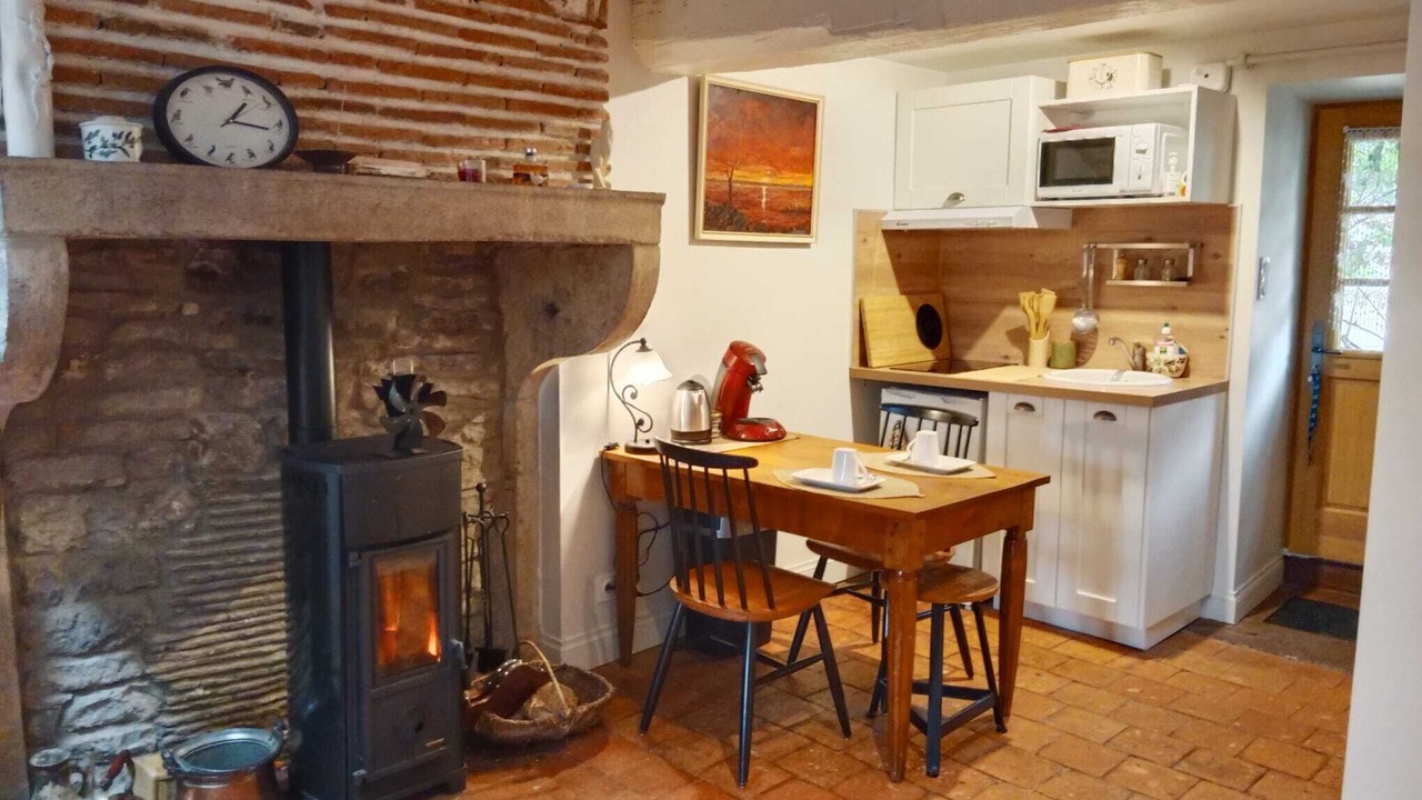 Photo of Kitchen in Saint-Ythaire