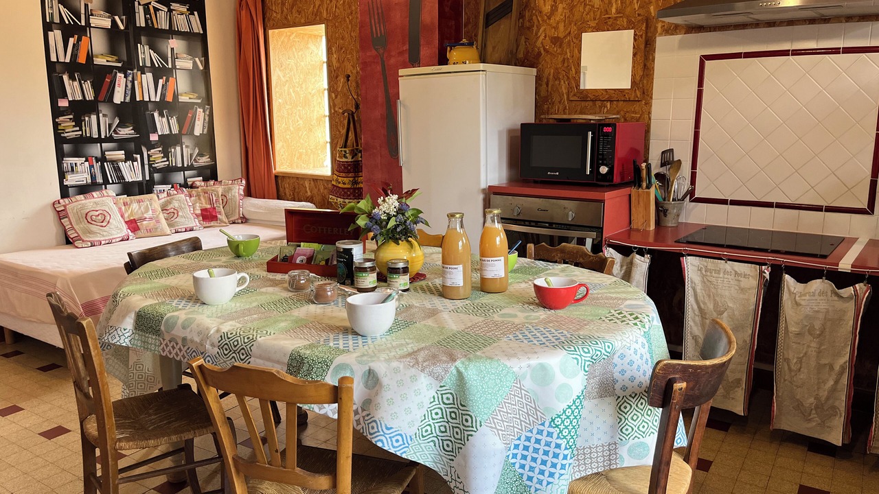 Photo of Others in La Roche-Vineuse