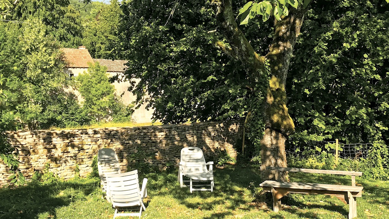 Photo of Outdoor in La Roche-Vineuse