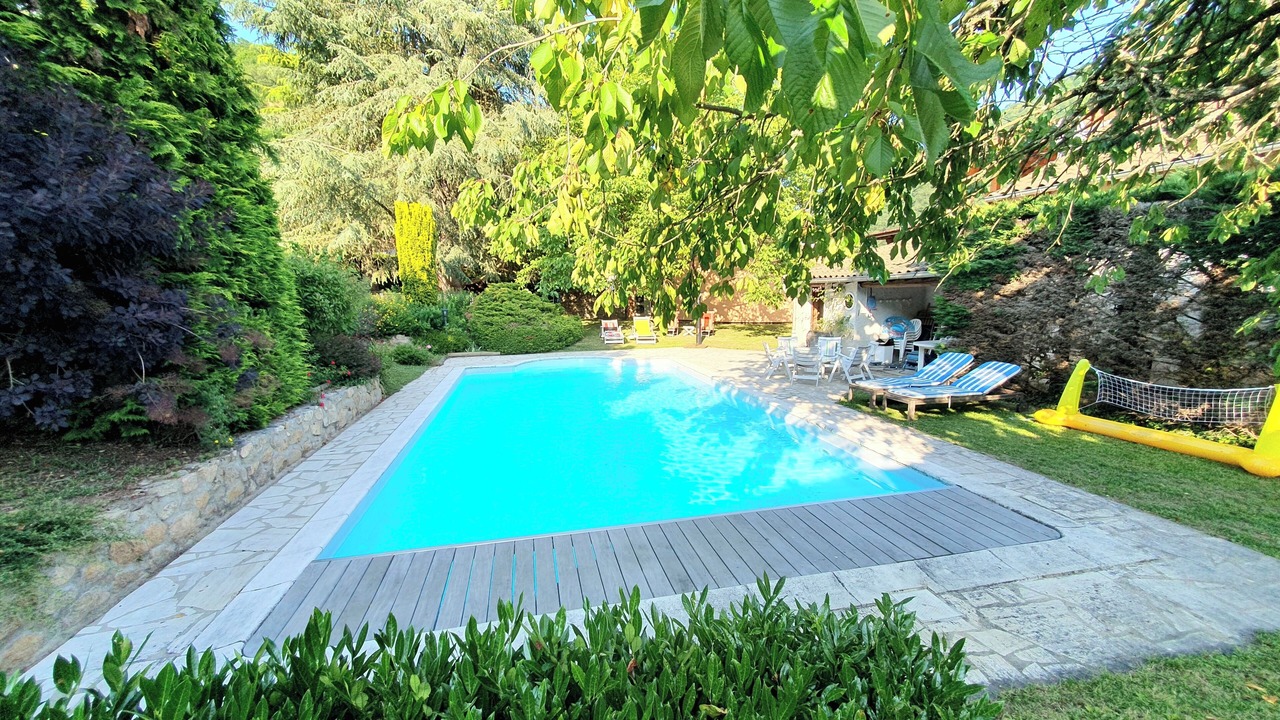 Photo of Outdoor in Vorey