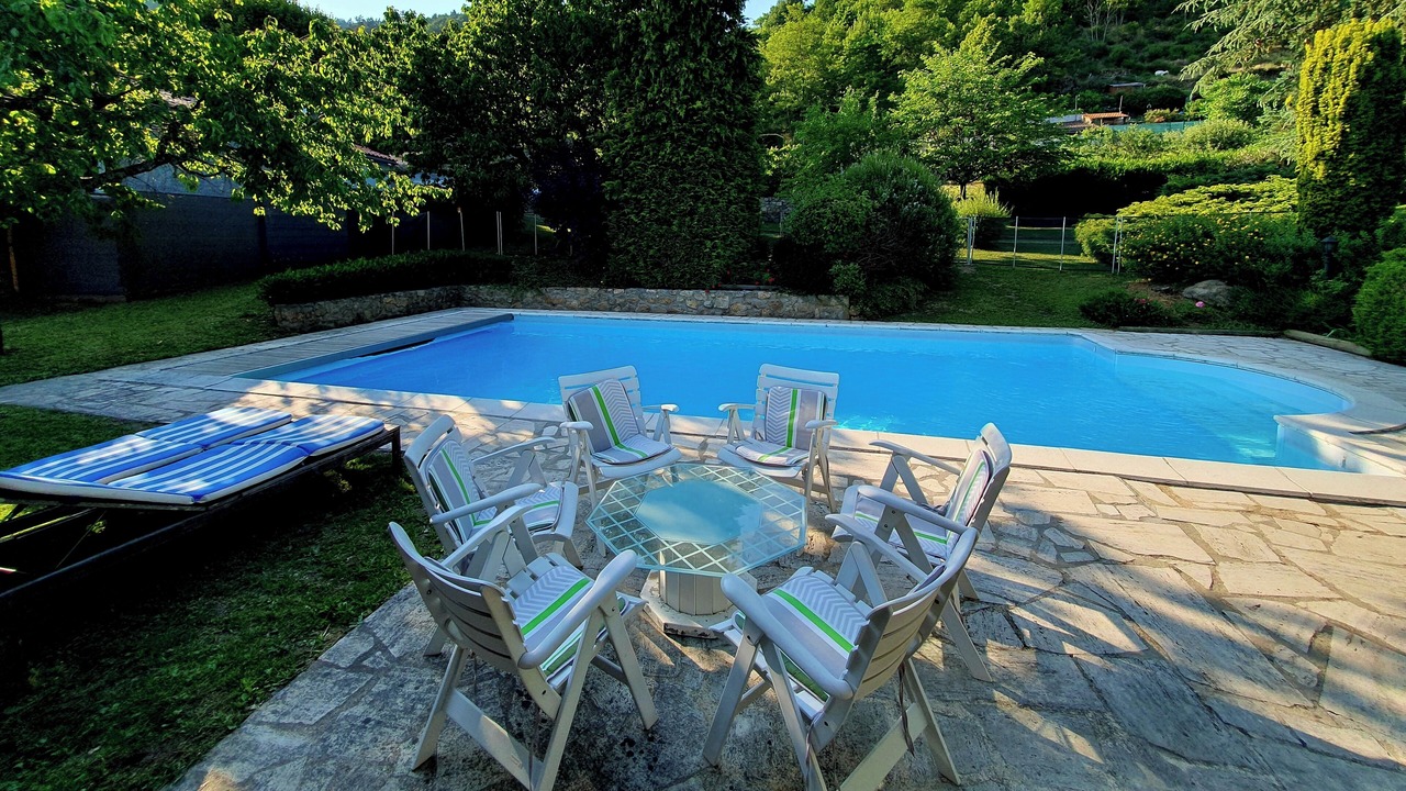 Photo of Outdoor in Vorey