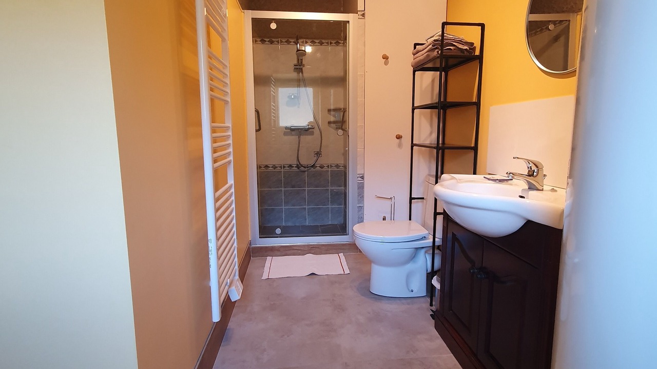 Photo of Bathroom in Vorey
