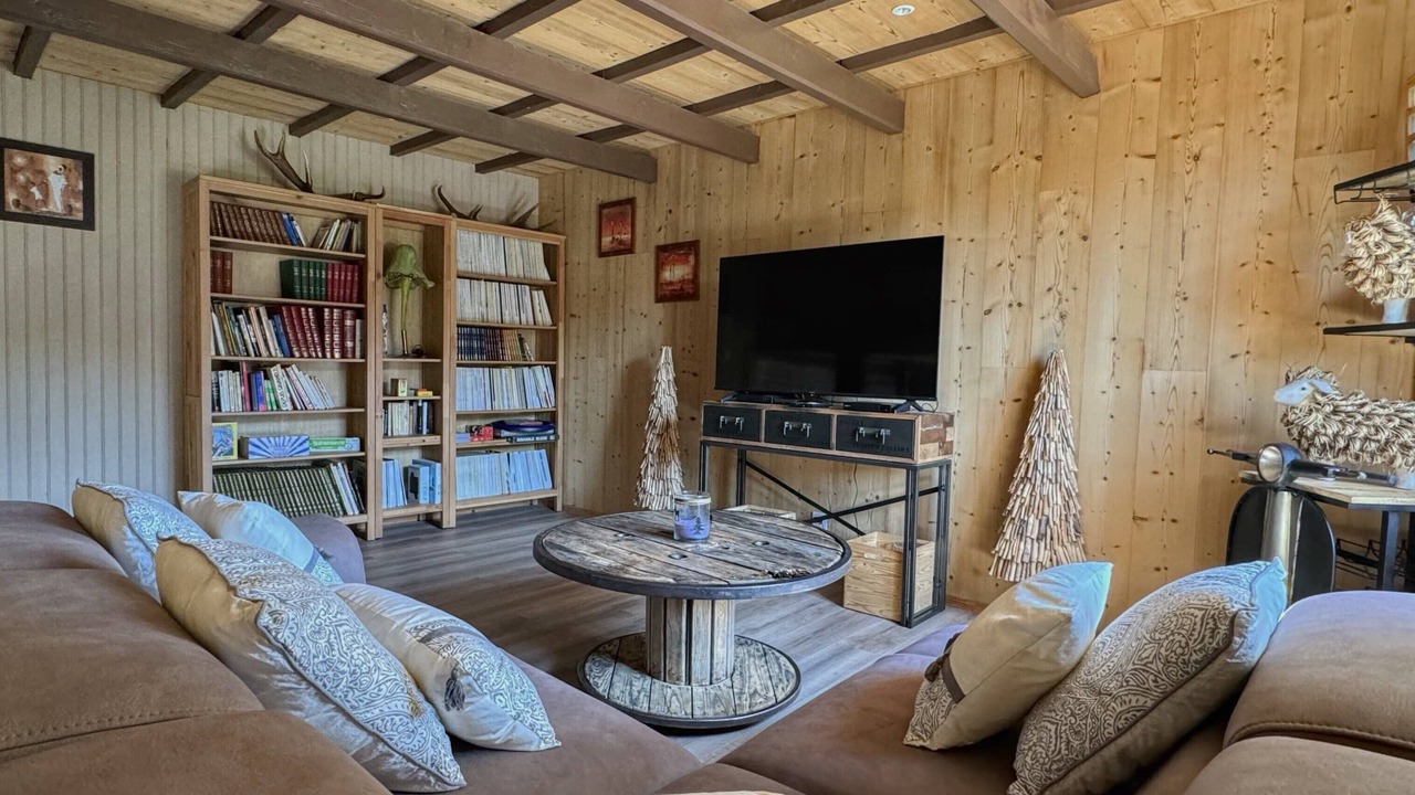 Photo of Livingroom in La Lanterne-et-les-Armonts