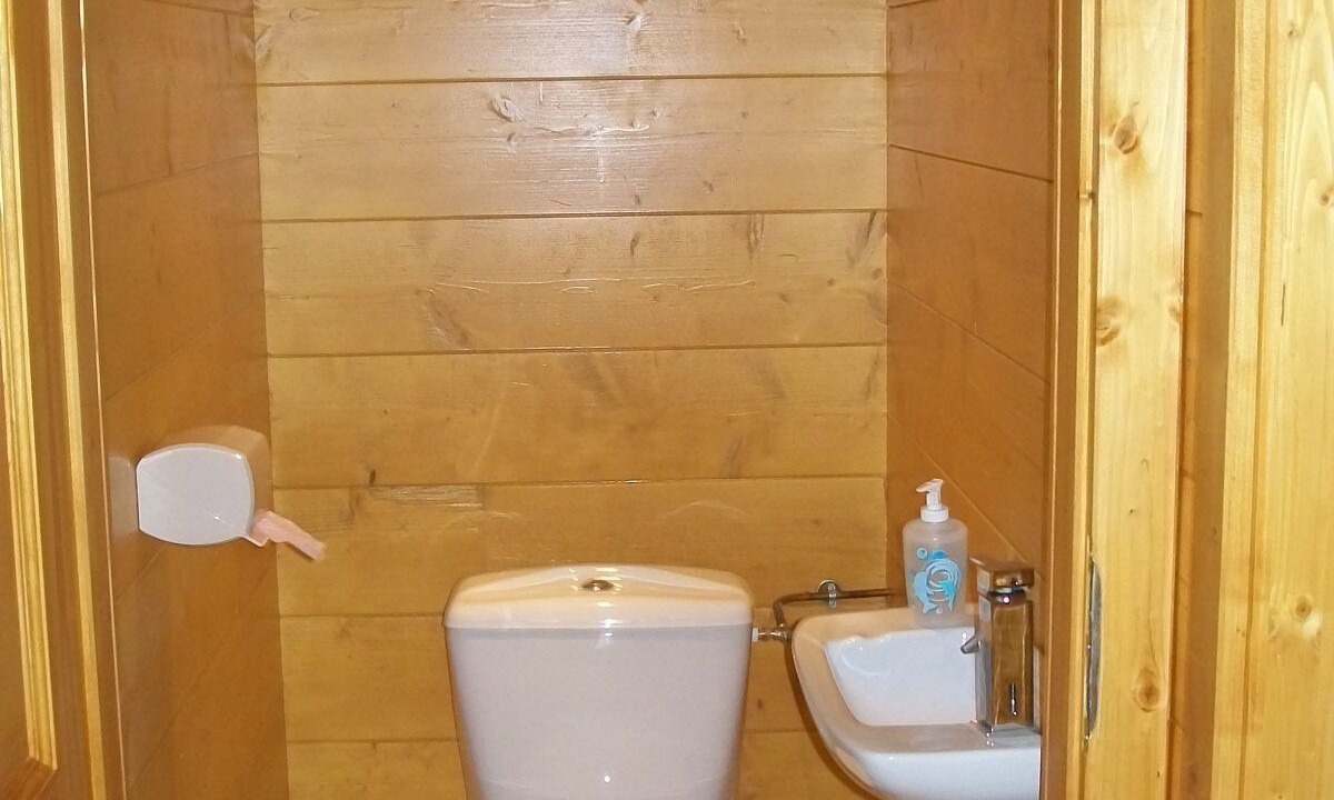 Photo of Bathroom in Etobon
