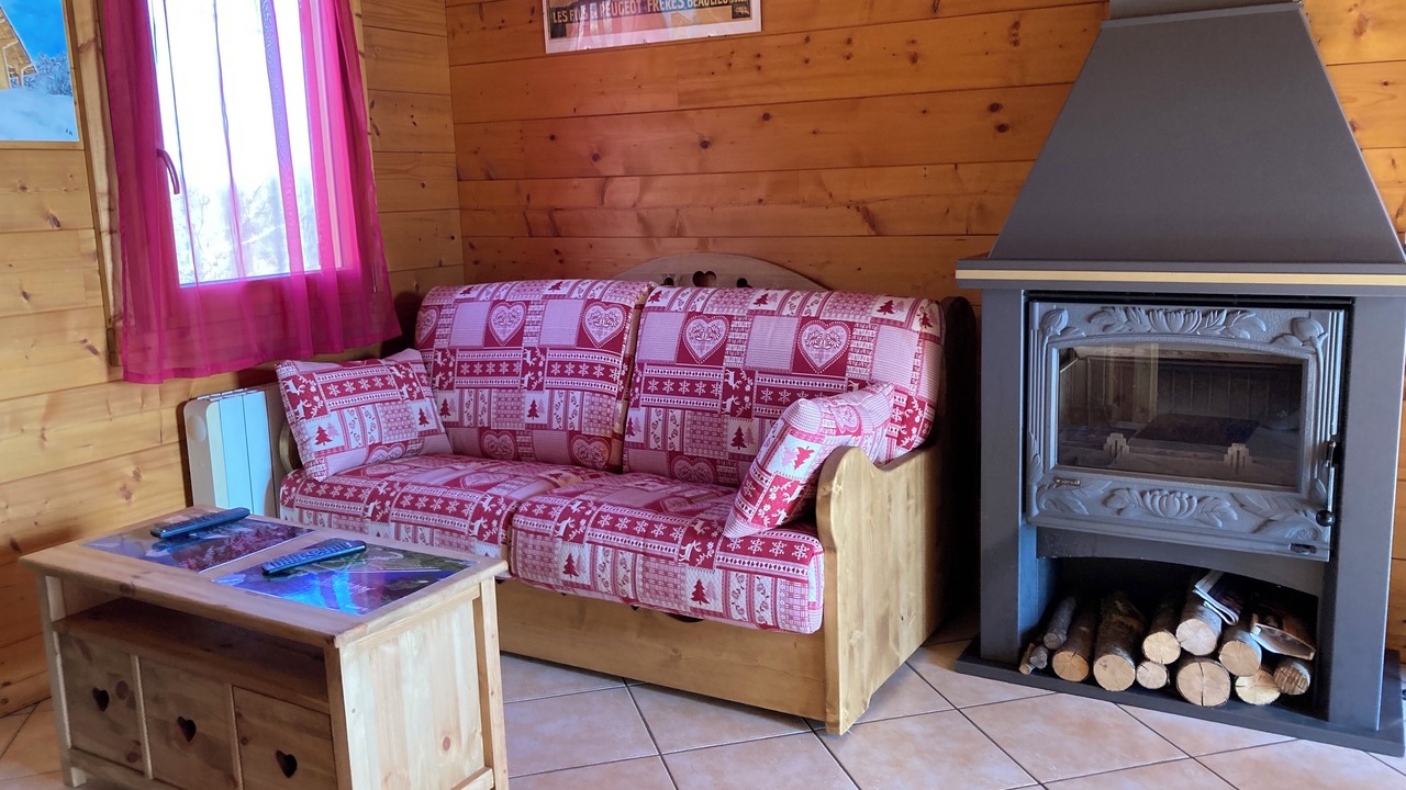 Photo of Livingroom in Etobon