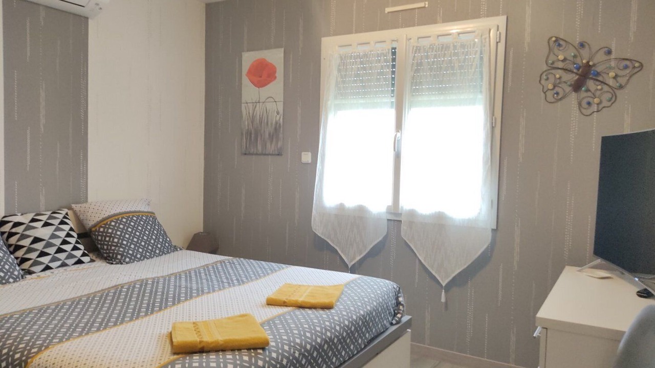 Photo of Bedroom in Sassenay