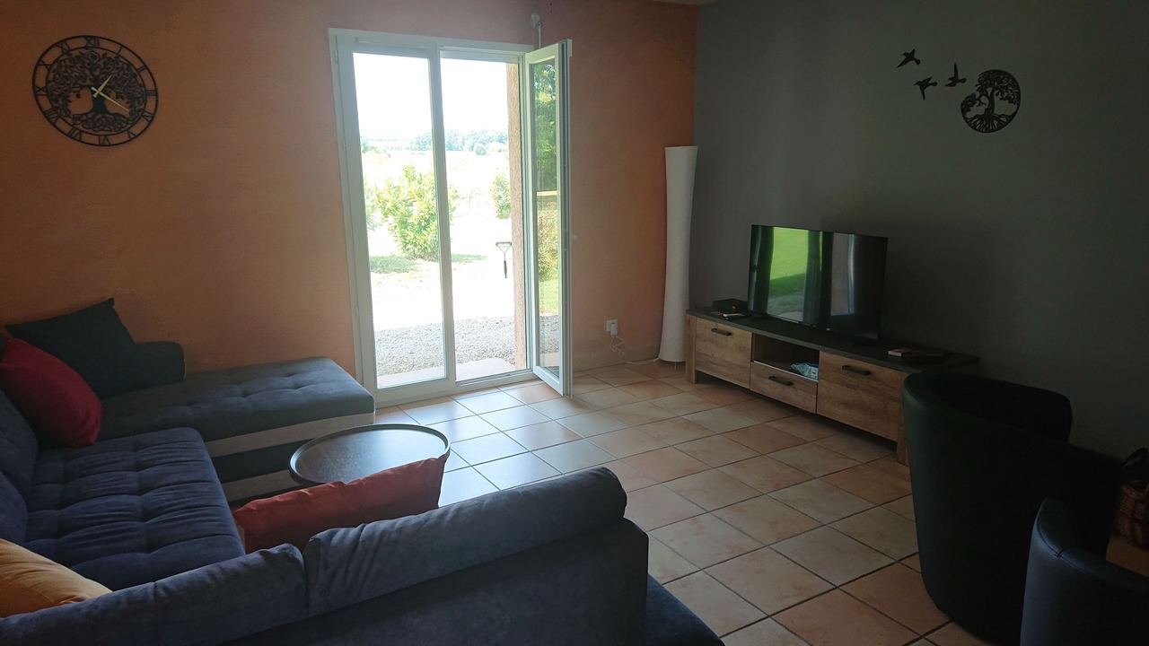 Photo of Livingroom in Romenay