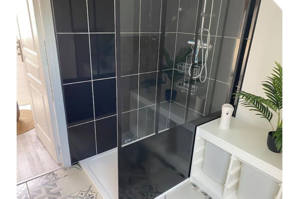 Photo of Bathroom in Digoin