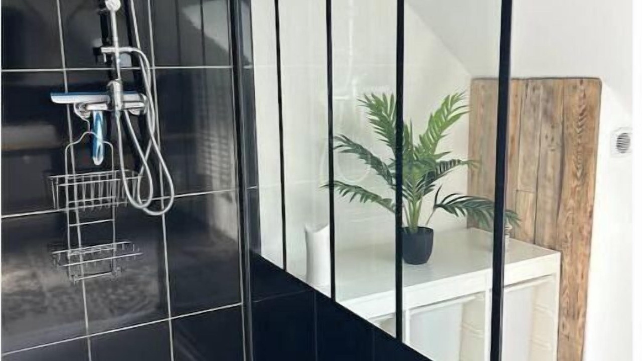 Photo of Bathroom in Digoin