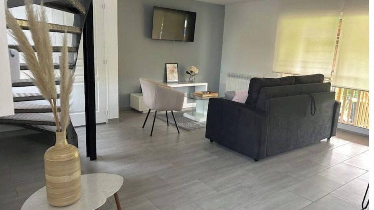 Photo of Livingroom in Digoin