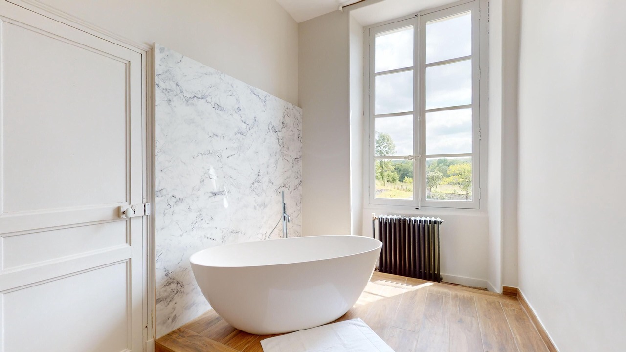 Photo of Bathroom in Mailly-le-Chateau