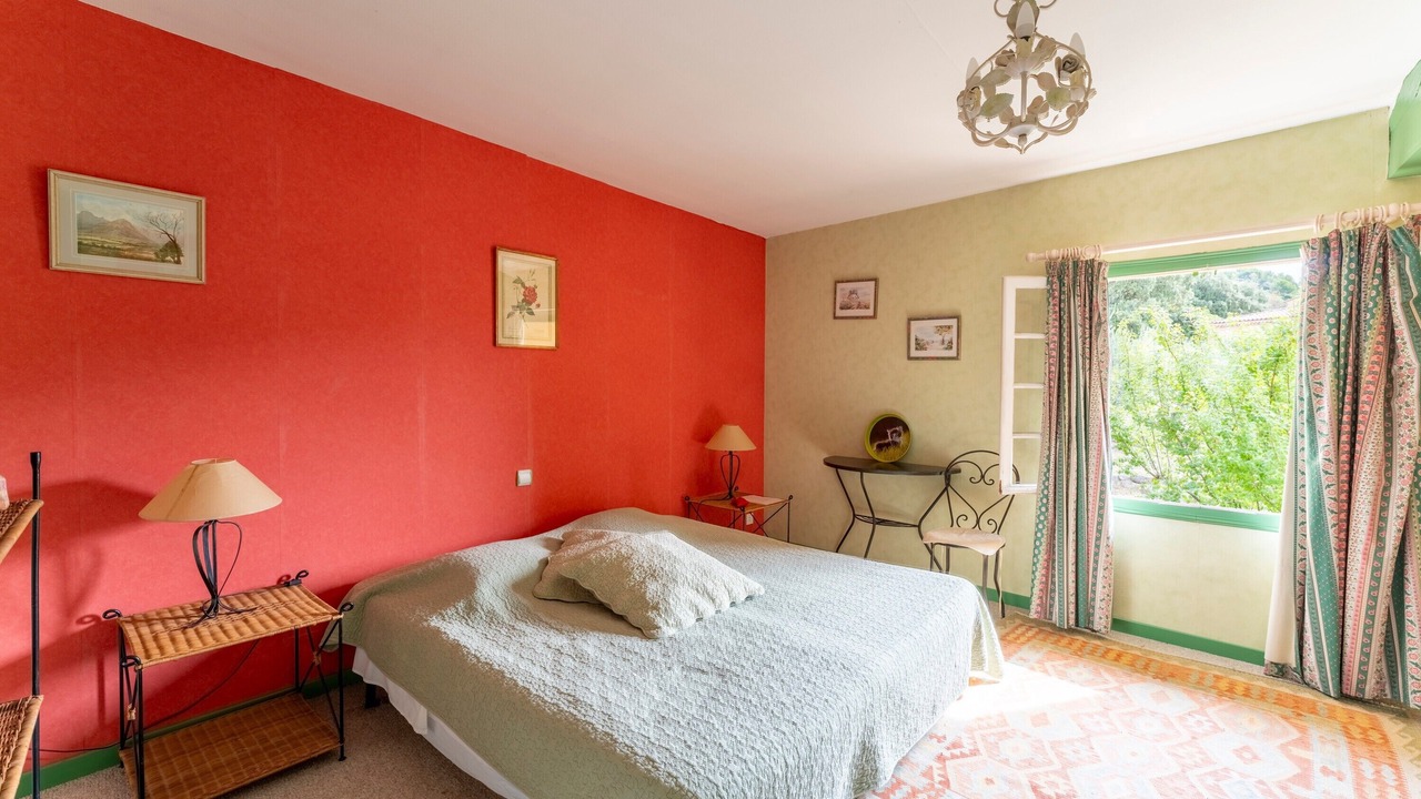 Photo of Bedroom in Saint-Pierre-de-Vassols