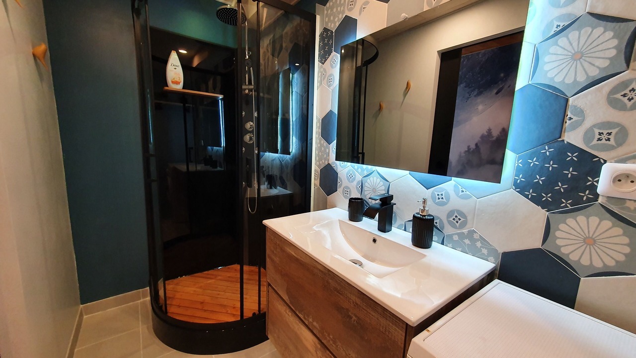 Photo of Bathroom in Saint-Eustache