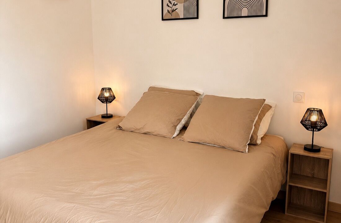 Photo of Bedroom in Bourgoin-Jallieu